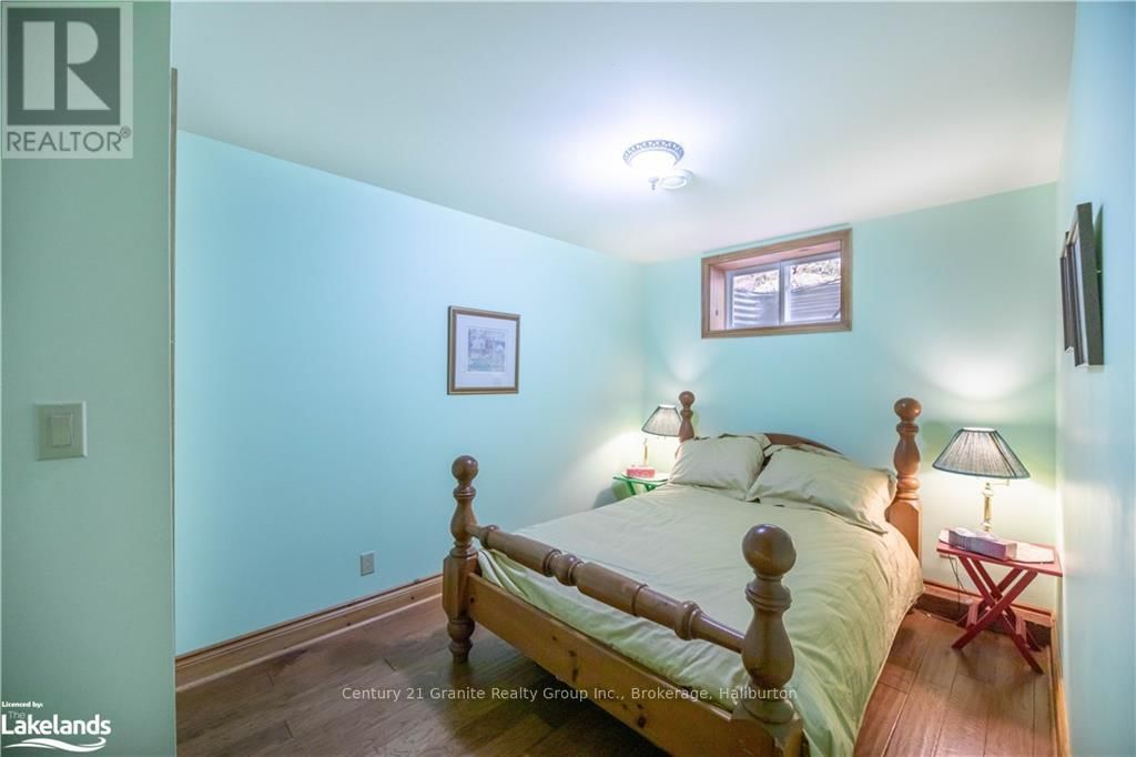 1016 PEGG DRIVE Image 30