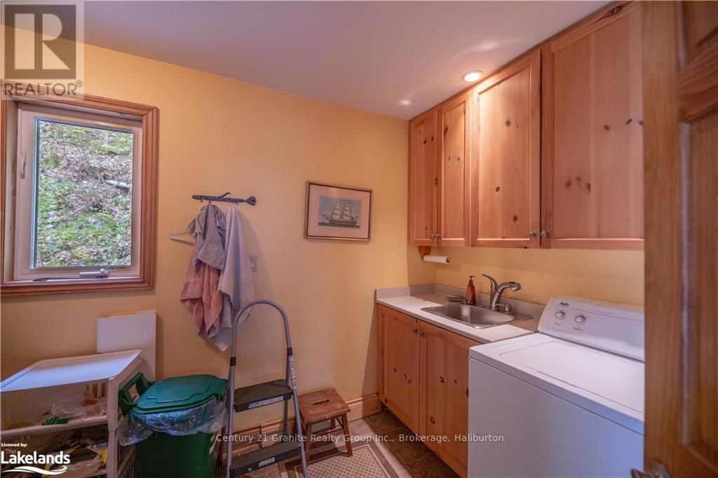 1016 PEGG DRIVE Image 7