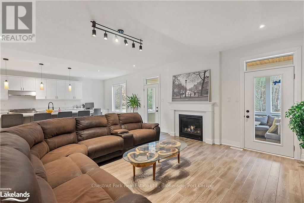 79 CHAMBERY STREET Image 10