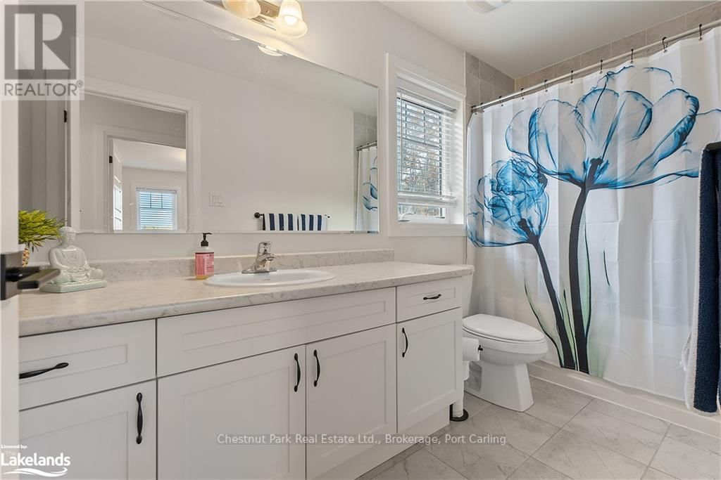79 CHAMBERY STREET Image 21