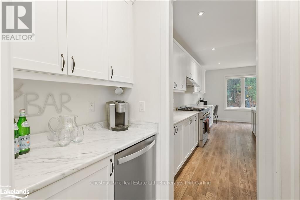 79 CHAMBERY STREET Image 6