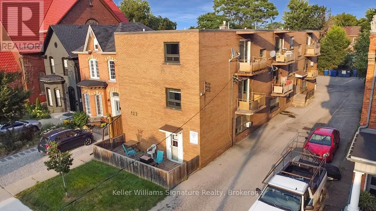 122 VICTORIA AVENUE N Image 3