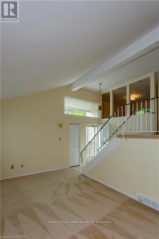 511 FERNDALE COURT Image 15