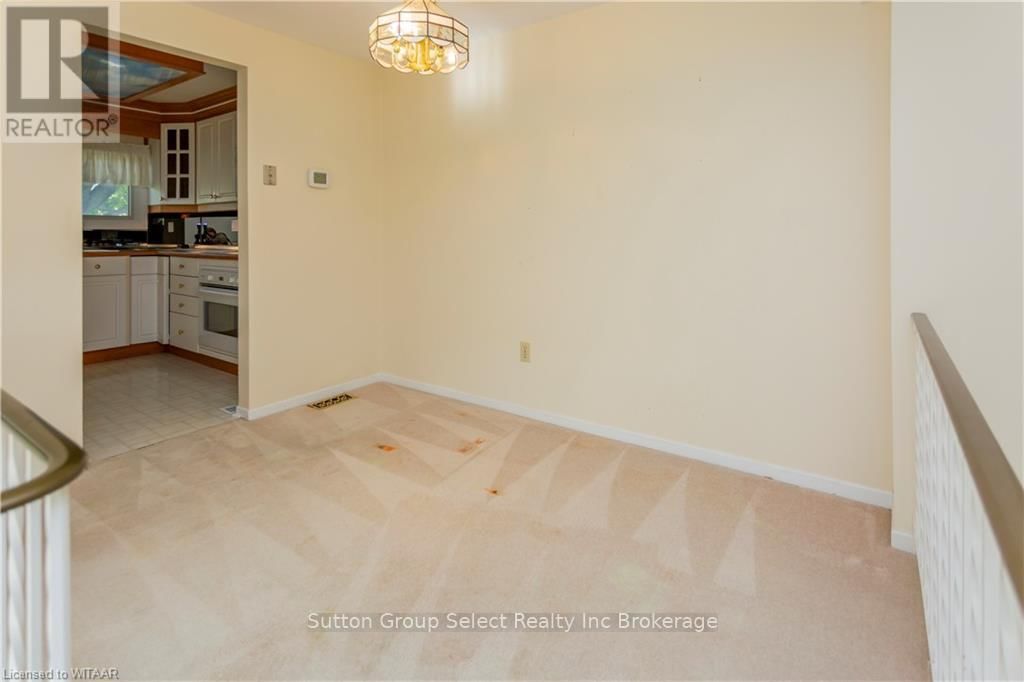 511 FERNDALE COURT Image 7