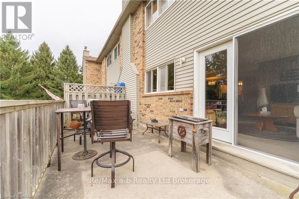 8 - 19 WREN COURT Image 22