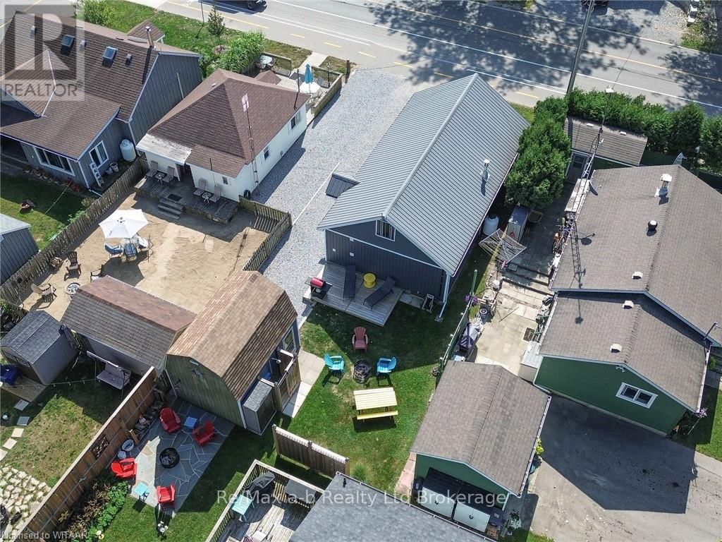 74 ERIE BOULEVARD Image 29
