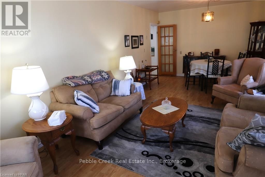 28 SUTTON DRIVE Image 14