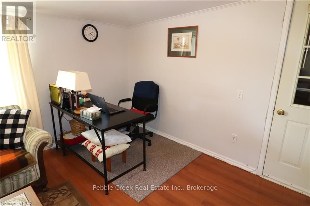 28 SUTTON DRIVE Image 17