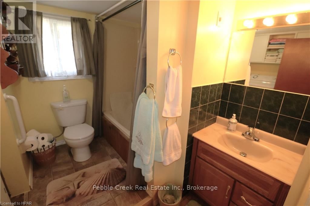 28 SUTTON DRIVE Image 19