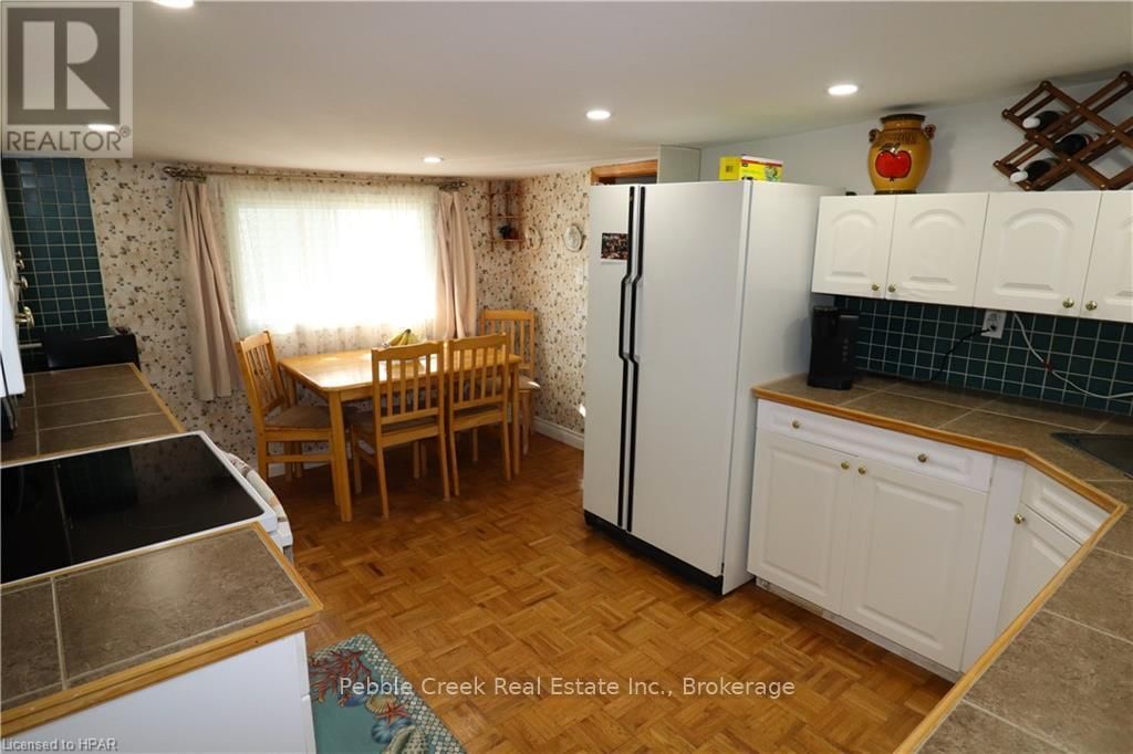 28 SUTTON DRIVE Image 8