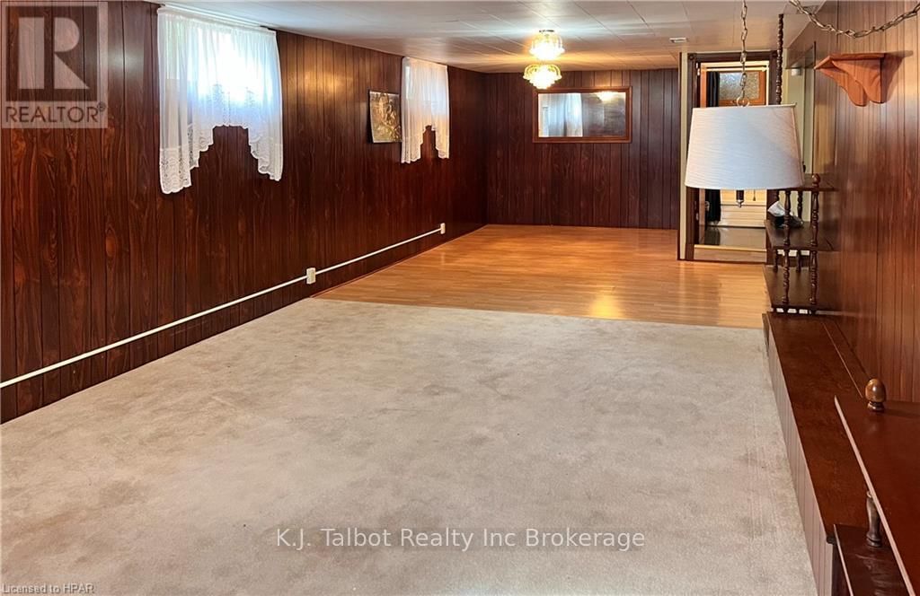 154 BLAKE STREET EAST Image 23