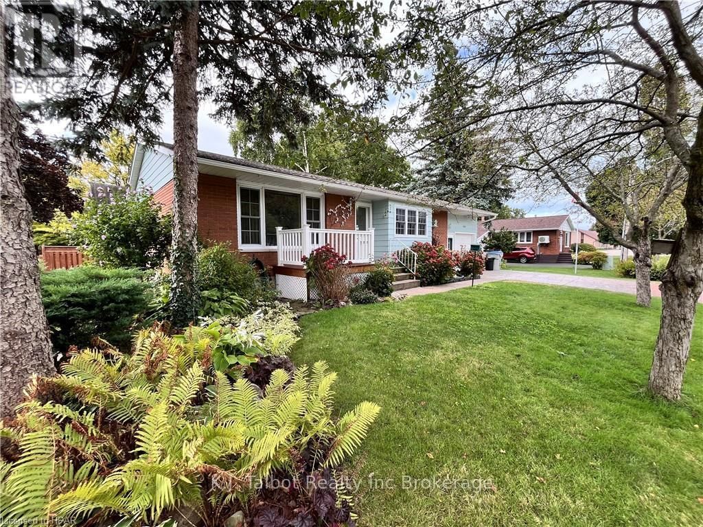 154 BLAKE STREET EAST Image 28