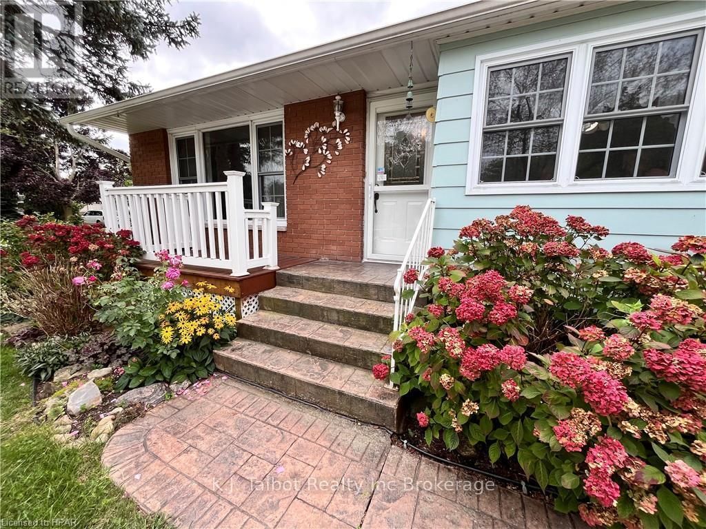 154 BLAKE STREET EAST Image 3