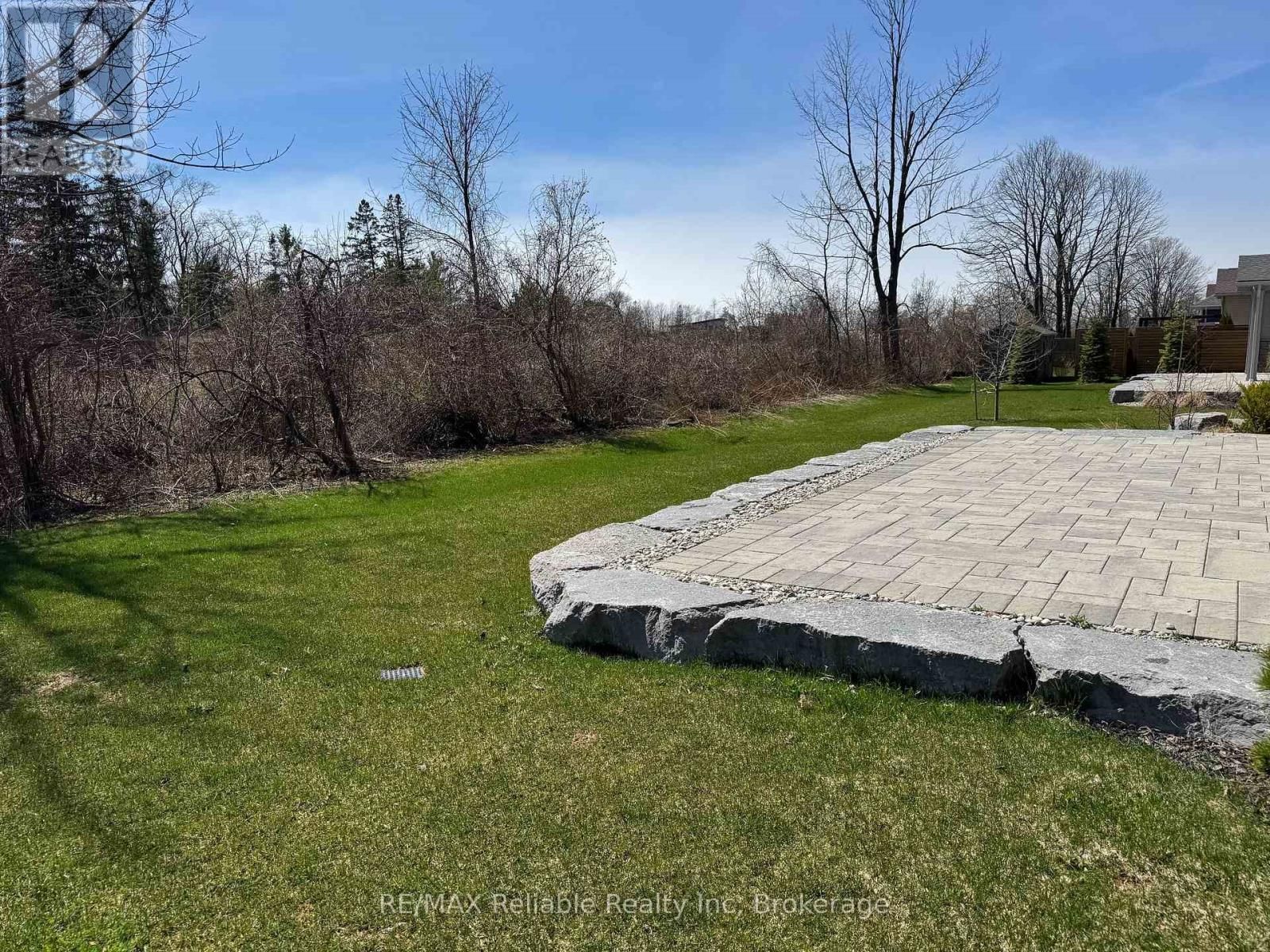 6 THIMBLEWEED DRIVE Image 7