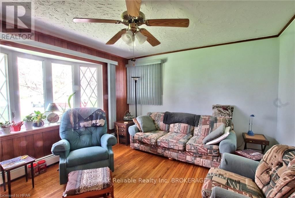 23617 WELLBURN ROAD Image 13