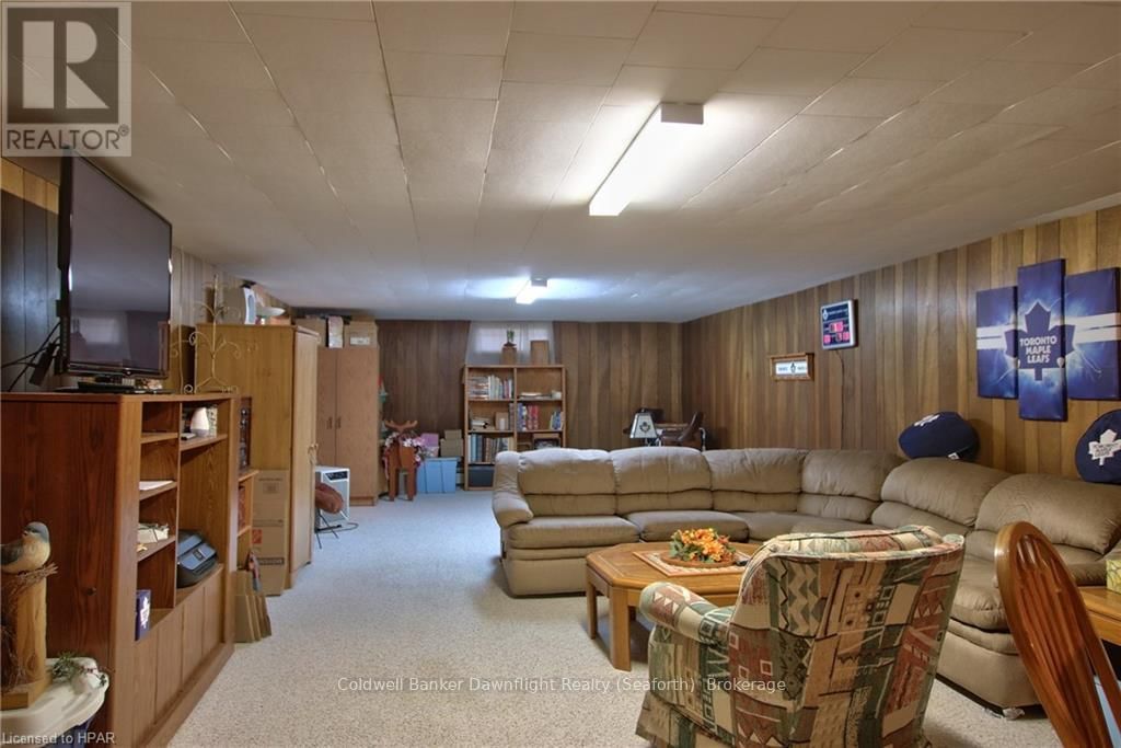 23617 WELLBURN ROAD Image 22