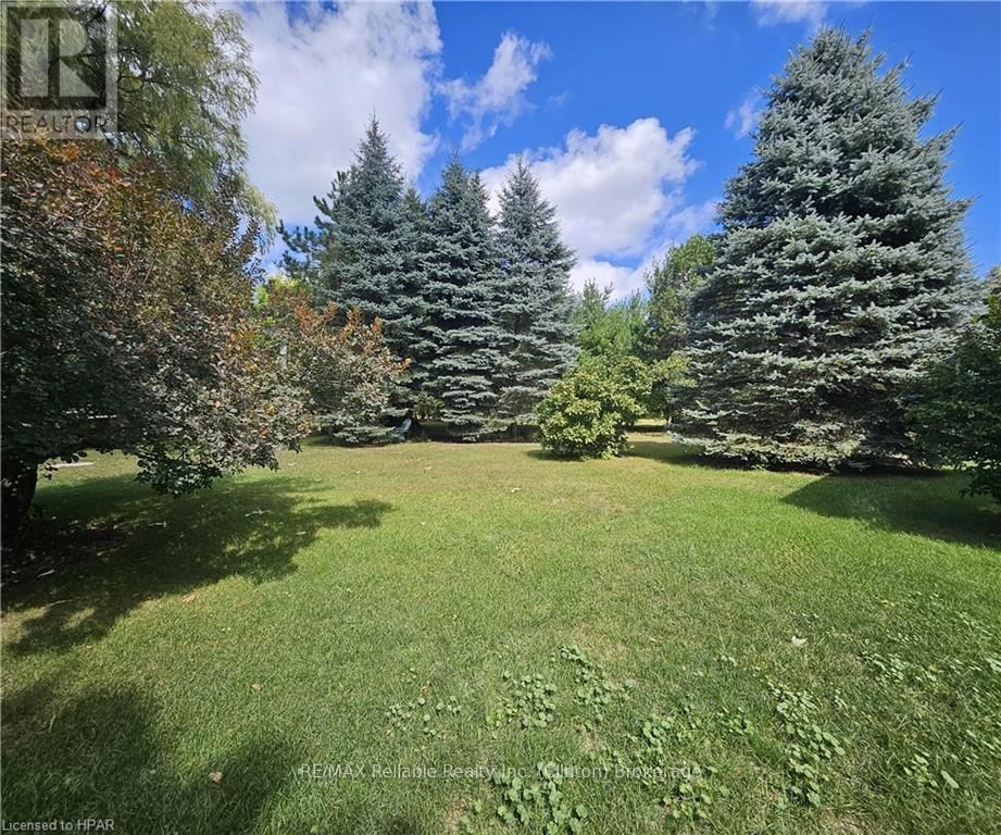 75551 BLUEWATER HIGHWAY Image 28
