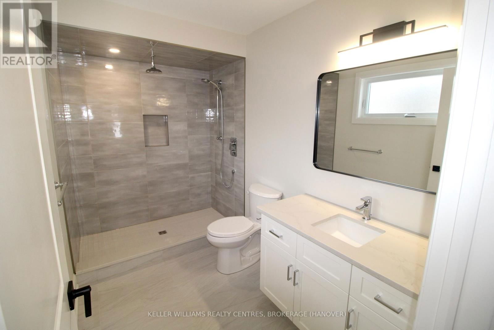 813 22ND AVENUE A Image 18