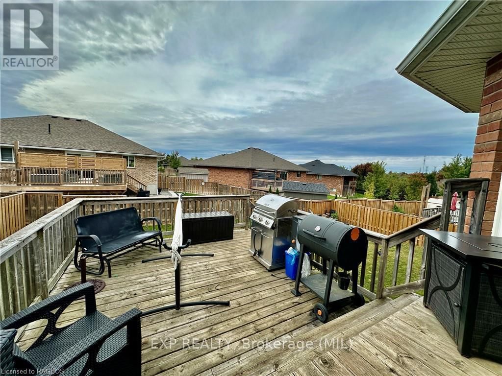 676 23RD AVENUE Image 16