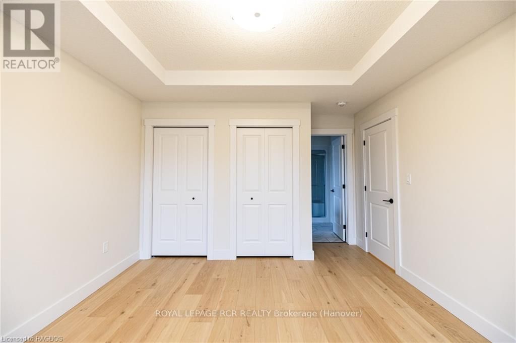 222 16TH AVENUE CRESCENT Image 7