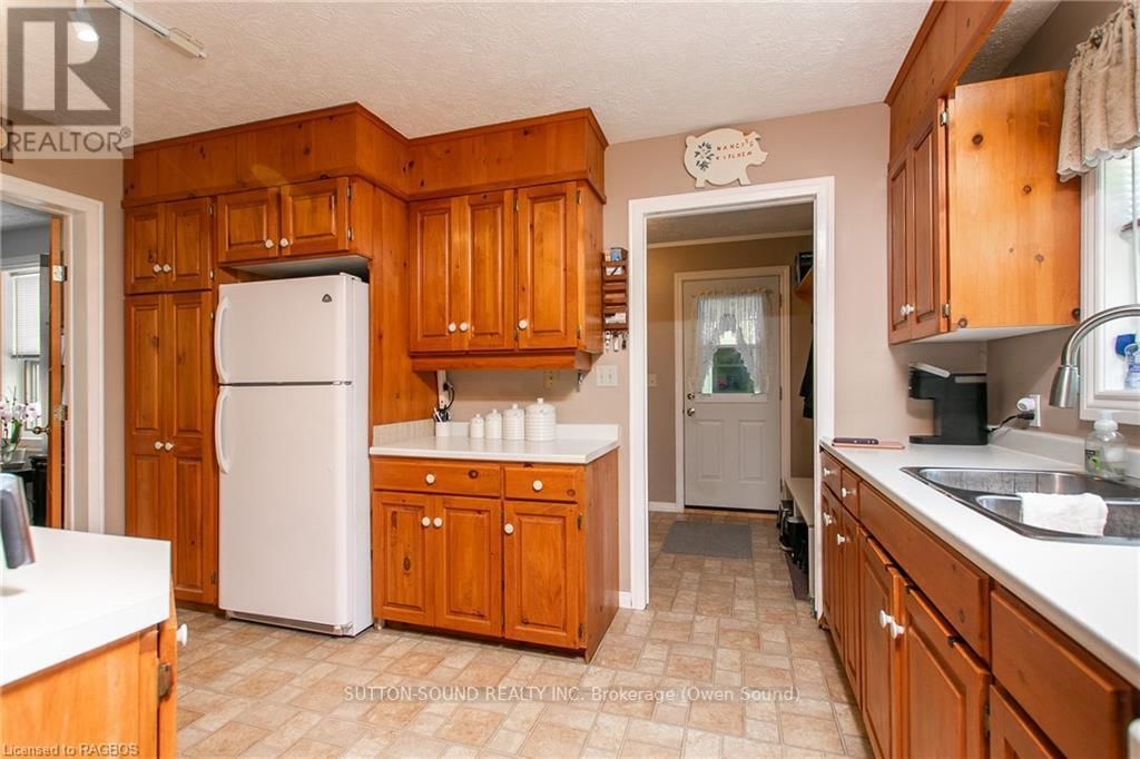 119888 SIDE ROAD 315 Image 14