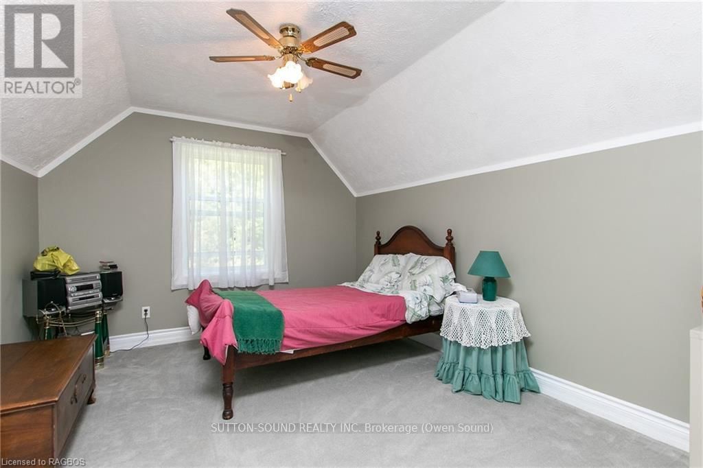 119888 SIDE ROAD 315 Image 33