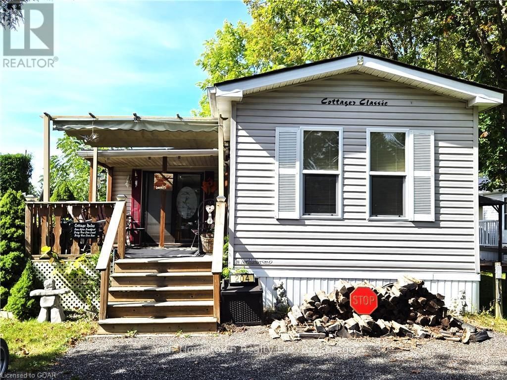 204 BEACH STREET Image 1