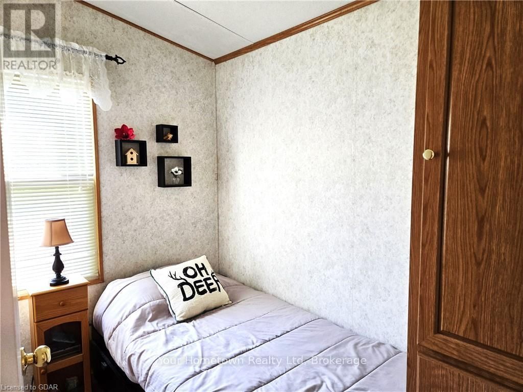 204 BEACH STREET Image 14