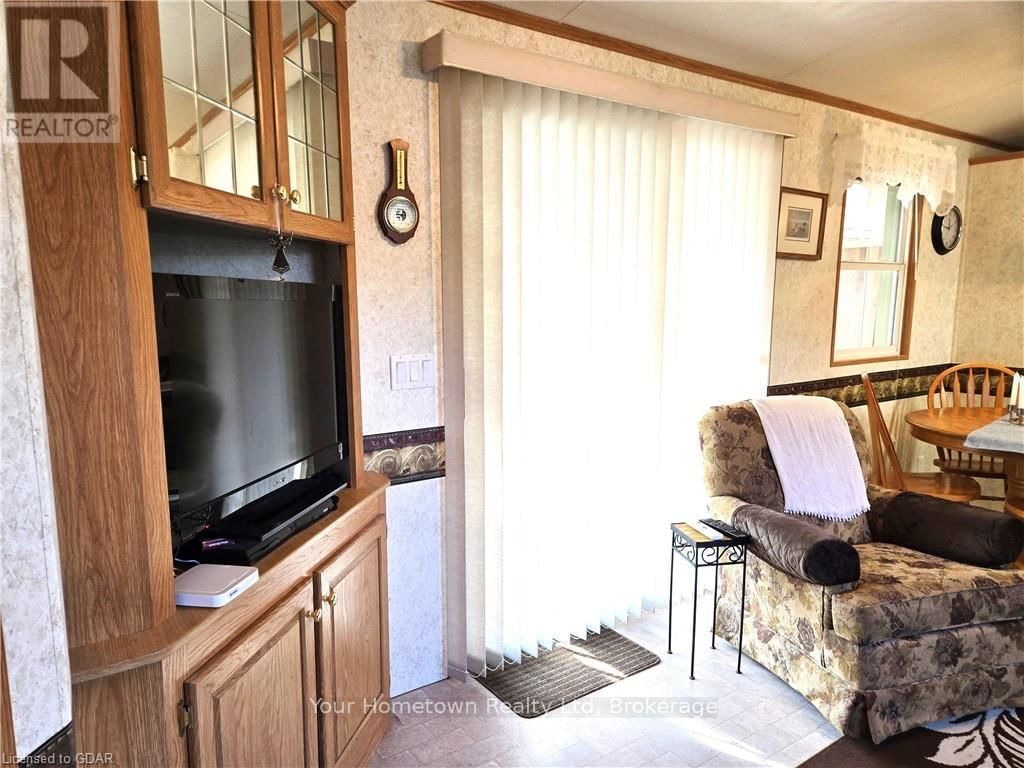 204 BEACH STREET Image 7