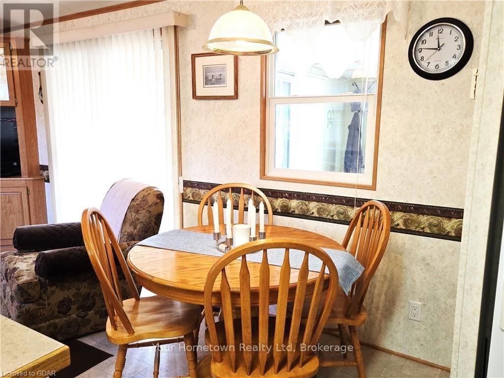 204 BEACH STREET Image 8