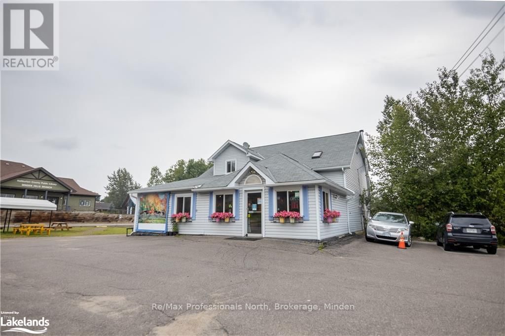 170 BOBCAYGEON ROAD Image 38