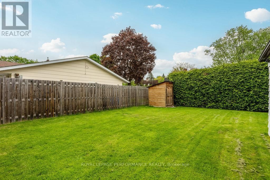 1932 MARQUIS AVENUE Image 45