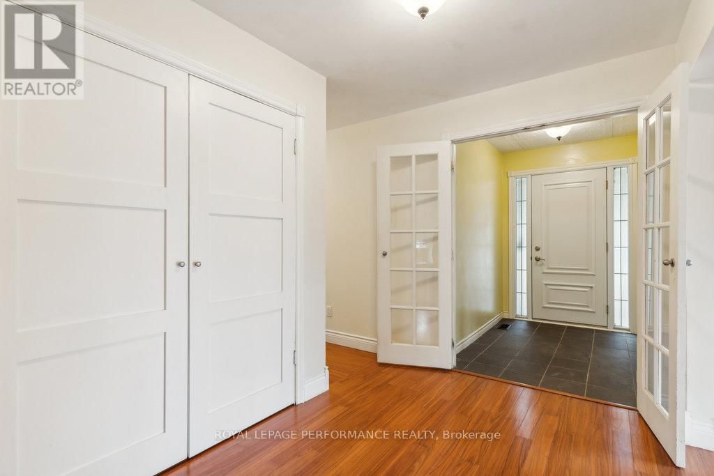 1932 MARQUIS AVENUE Image 5