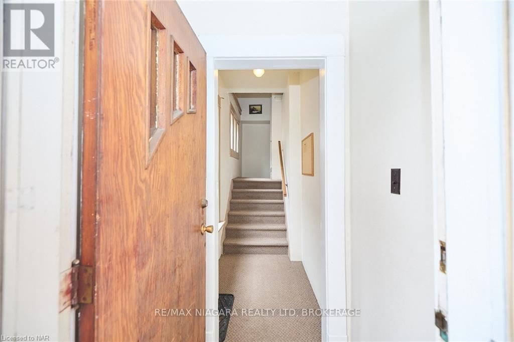 4889 MCRAE STREET Image 3