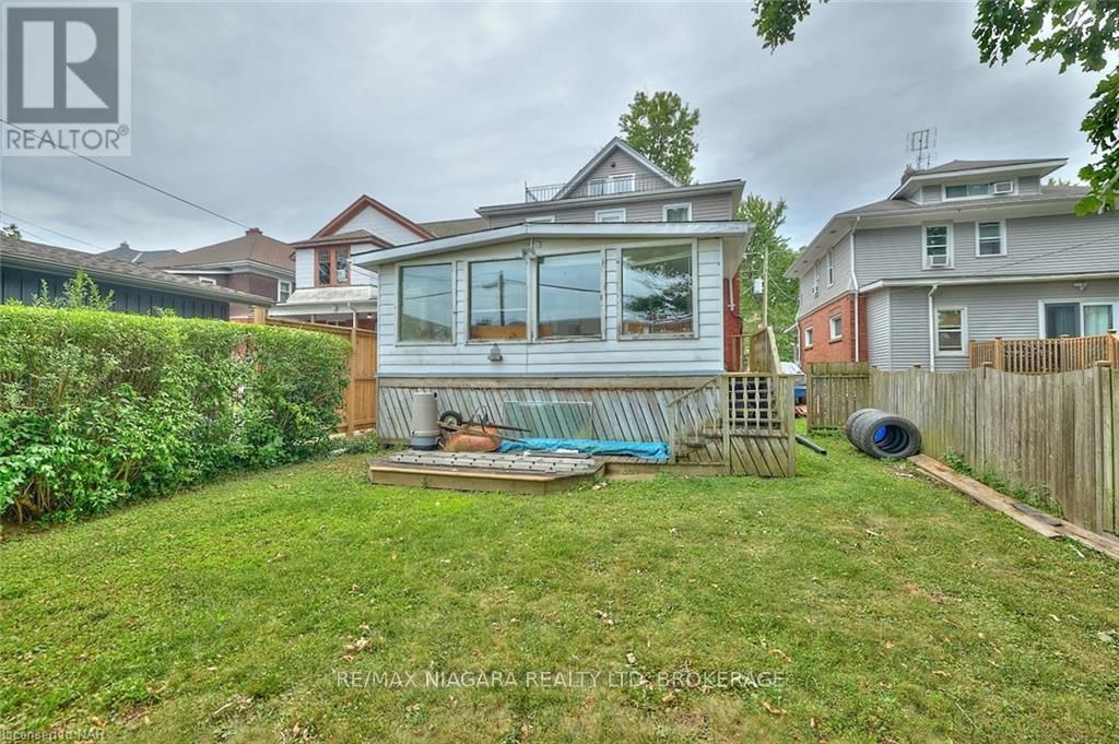 4889 MCRAE STREET Image 33