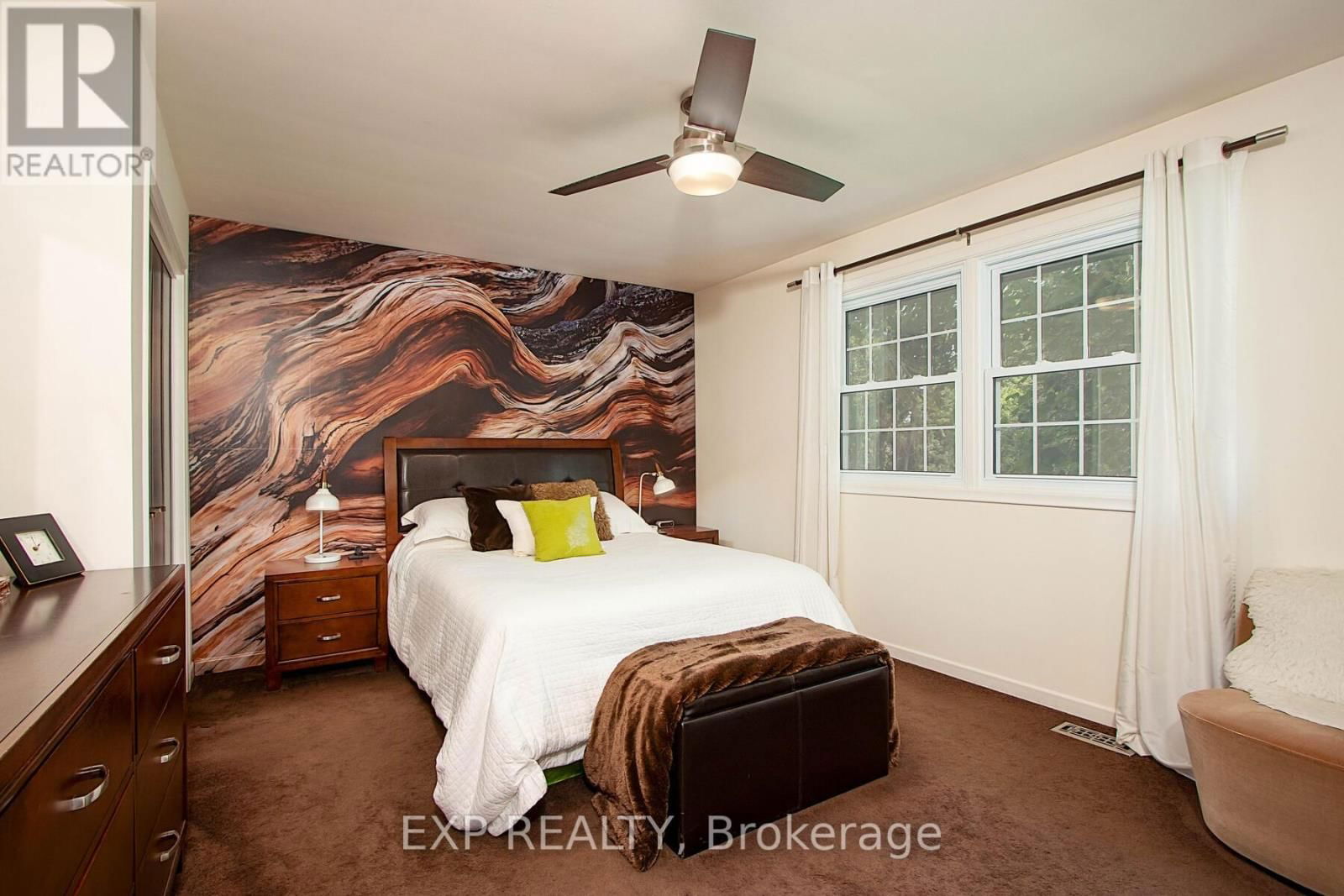25 DEMEYERE AVENUE Image 23