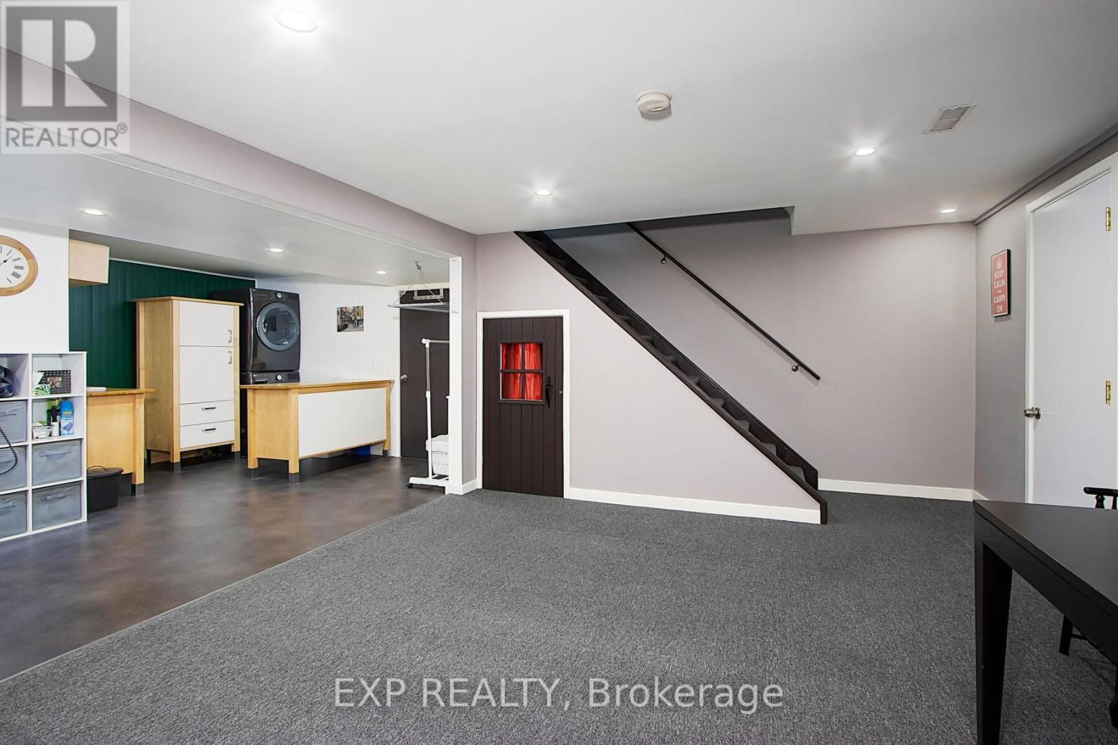 25 DEMEYERE AVENUE Image 28