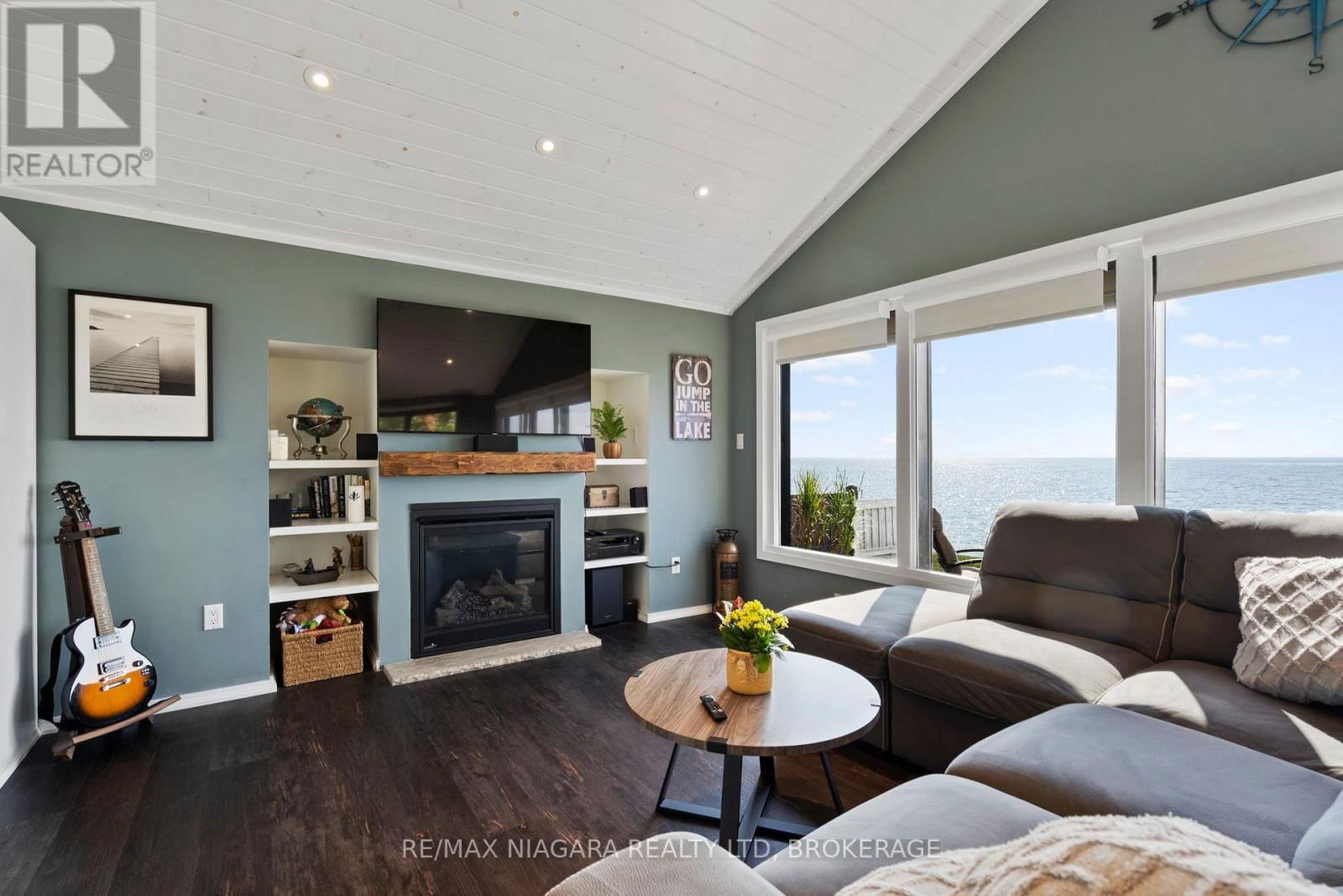 10959 LAKESHORE ROAD Image 11