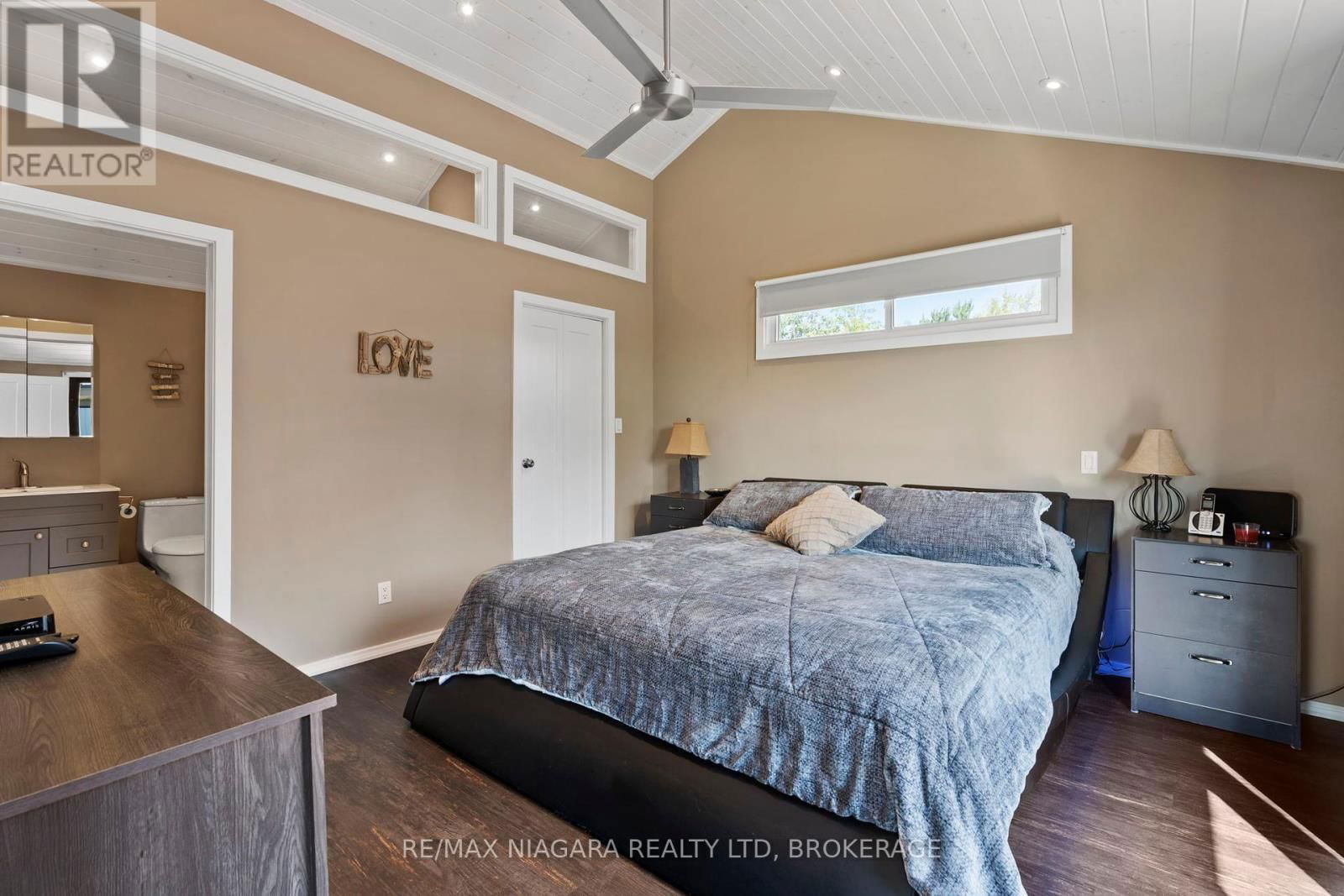 10959 LAKESHORE ROAD Image 14