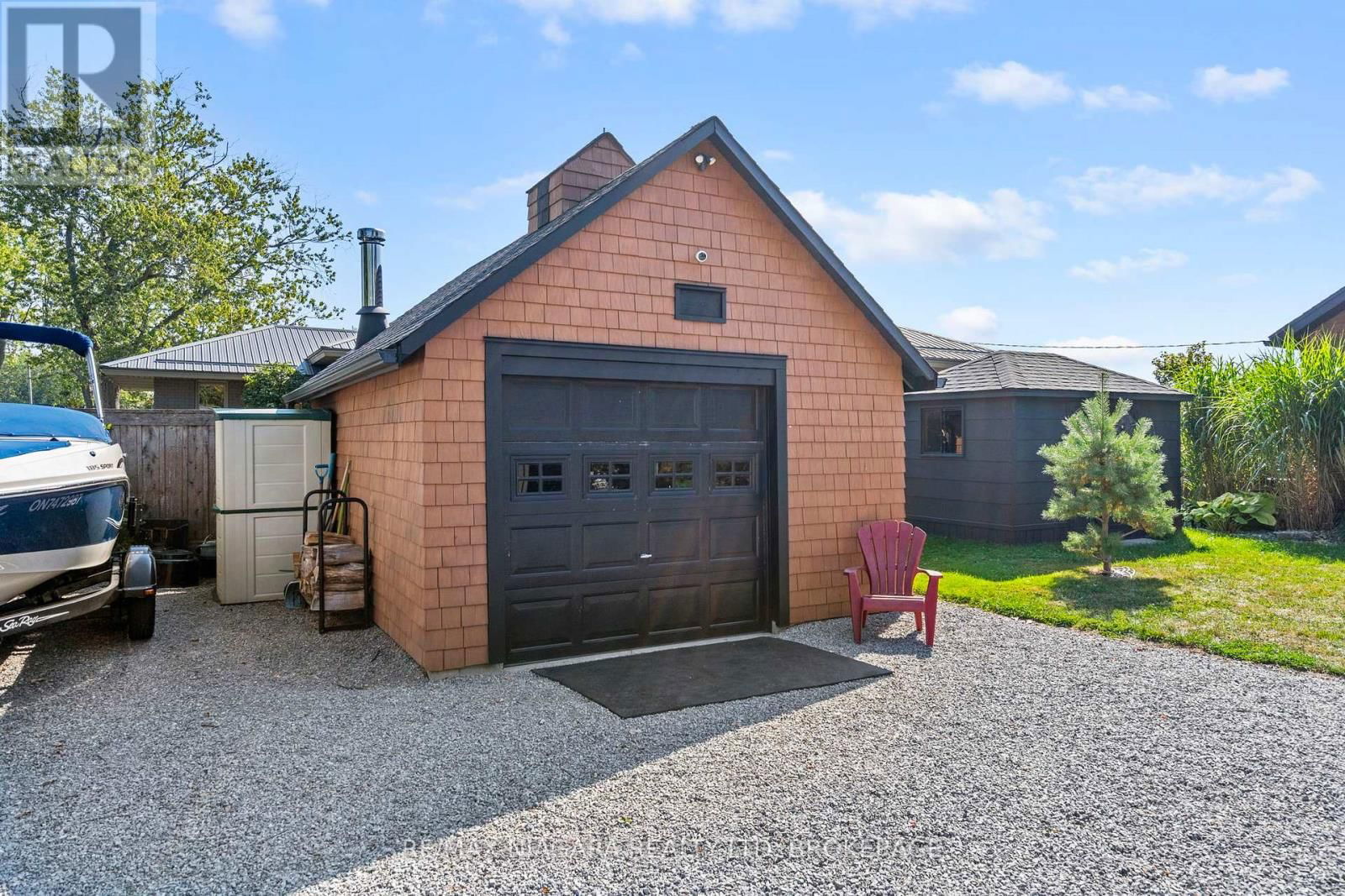10959 LAKESHORE ROAD Image 19