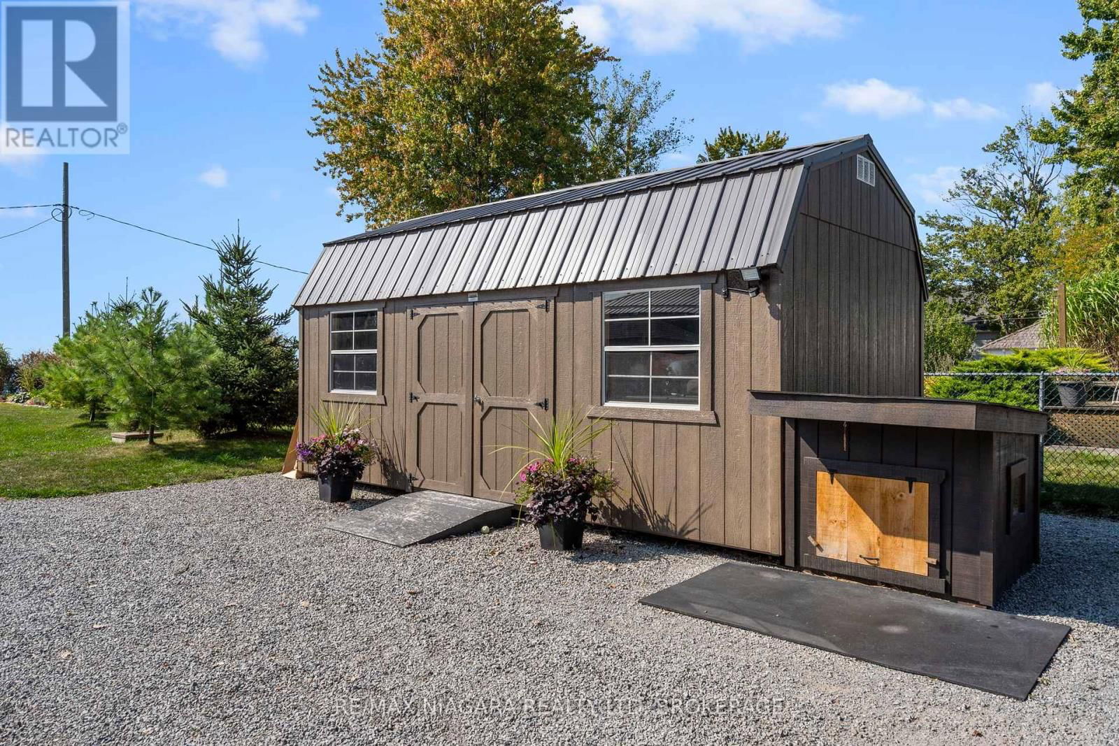 10959 LAKESHORE ROAD Image 21