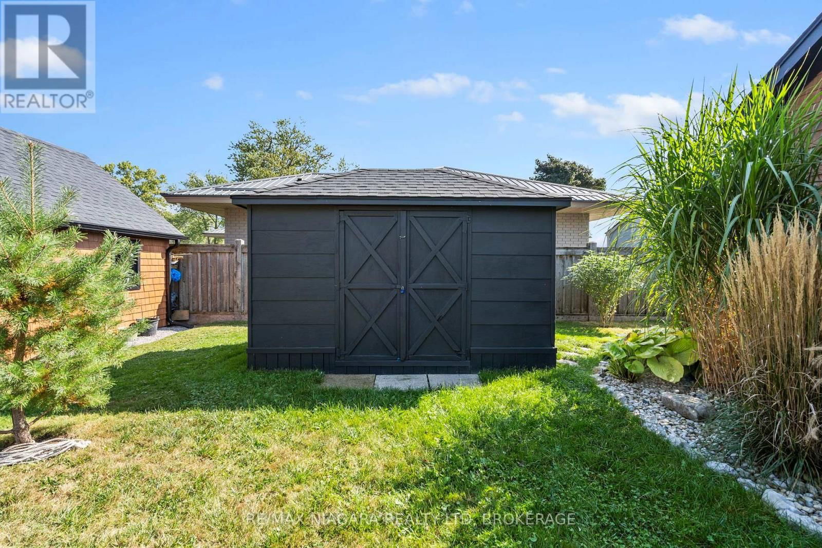 10959 LAKESHORE ROAD Image 26