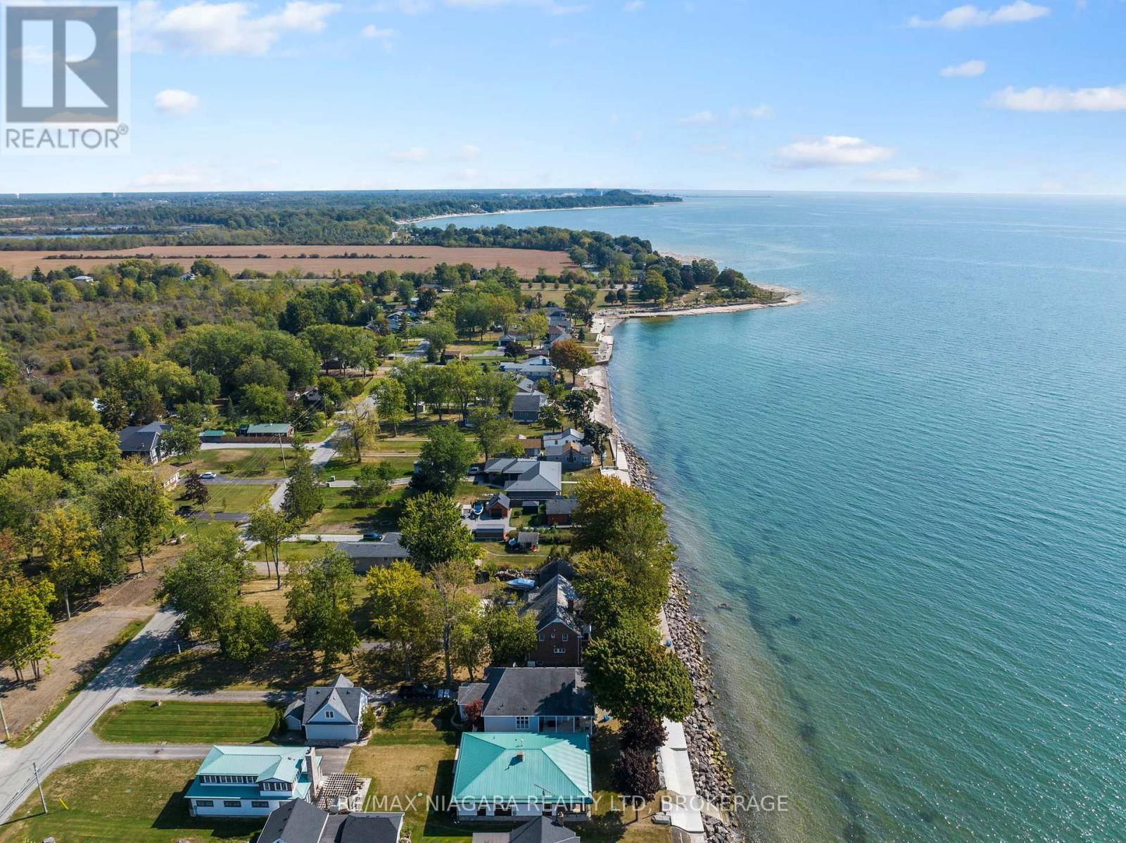 10959 LAKESHORE ROAD Image 30