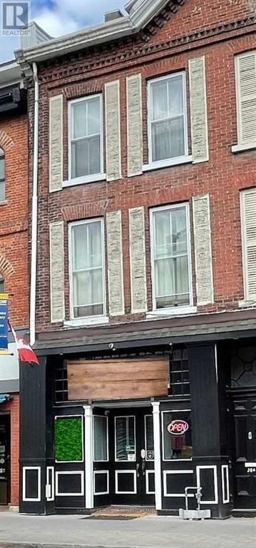 38 KING STREET WEST Image 3
