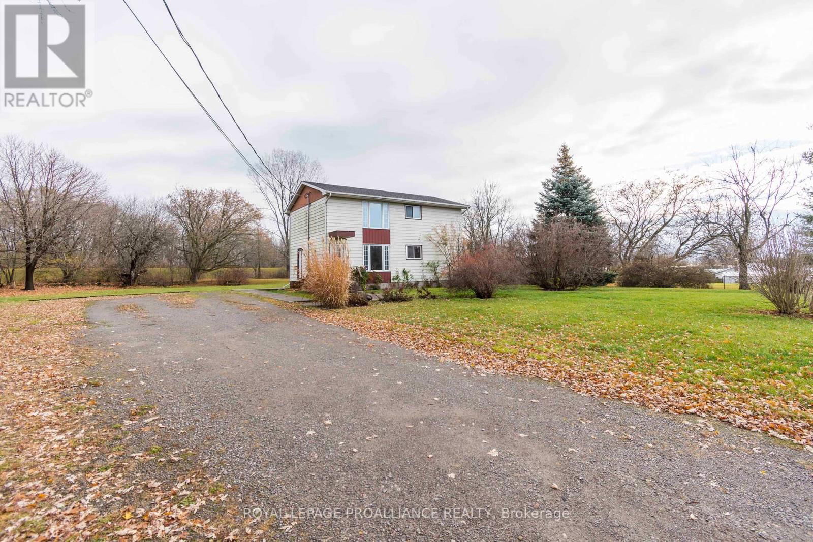25 QUINTE VIEW DRIVE Image 1