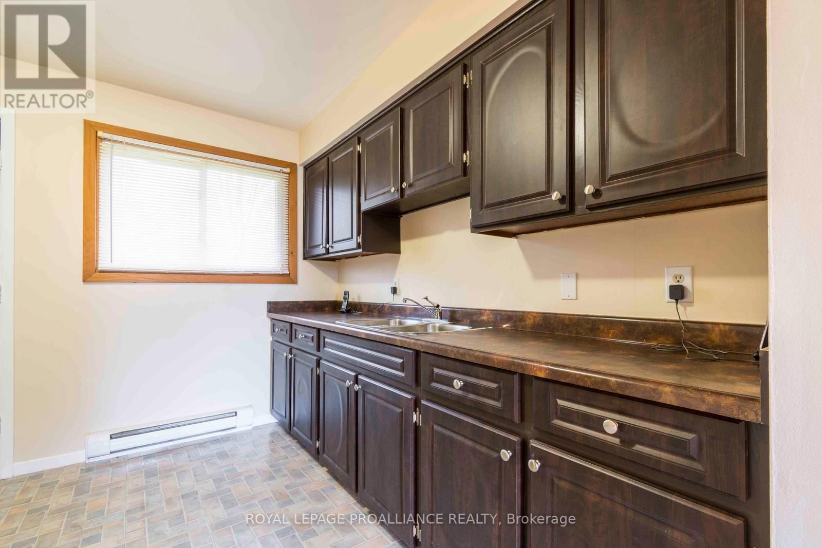 25 QUINTE VIEW DRIVE Image 14
