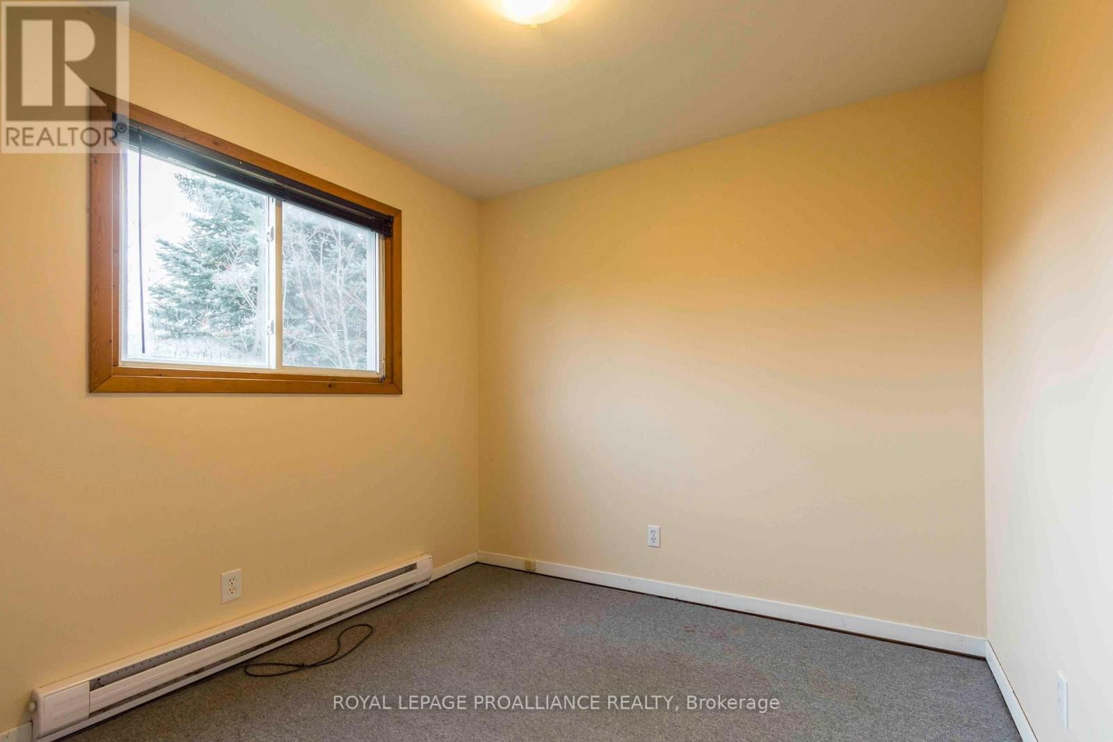 25 QUINTE VIEW DRIVE Image 18