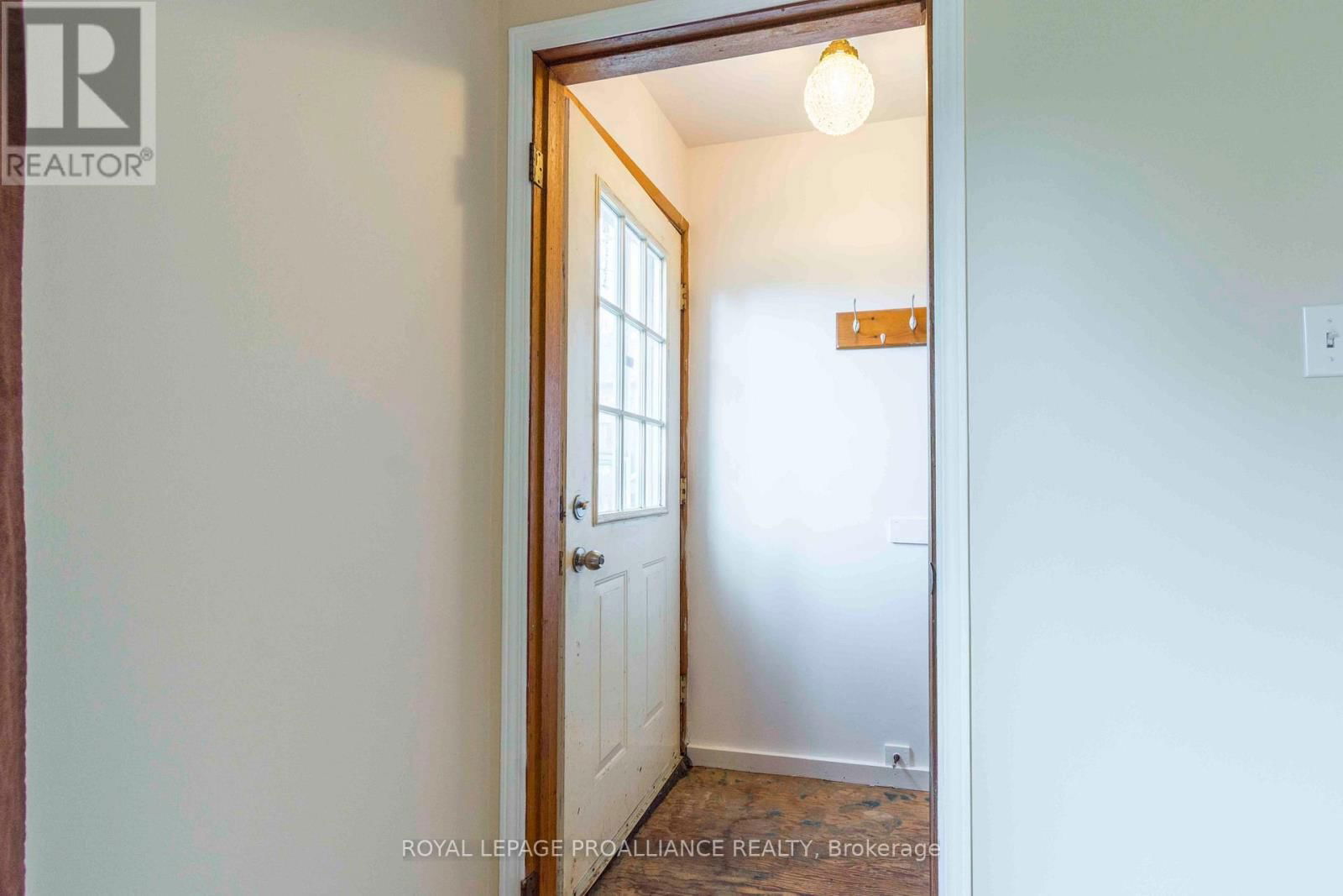 25 QUINTE VIEW DRIVE Image 9