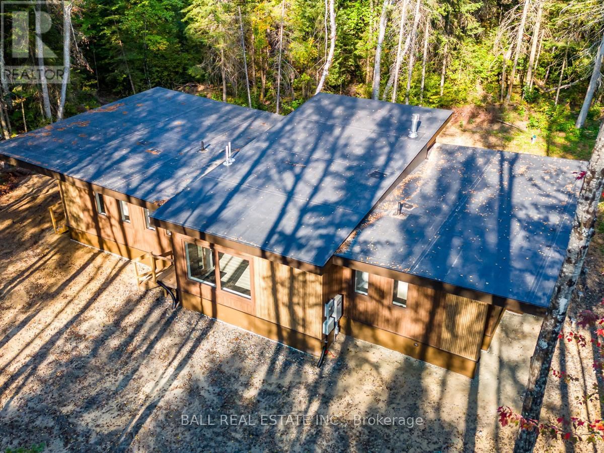 UNIT 16 - 4727 ELEPHANT LAKE ROAD Image 31