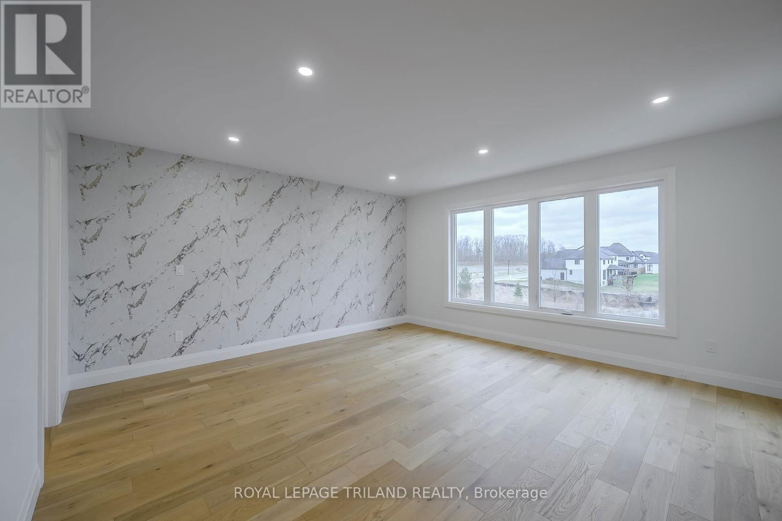 4038 AYRSHIRE AVENUE Image 18